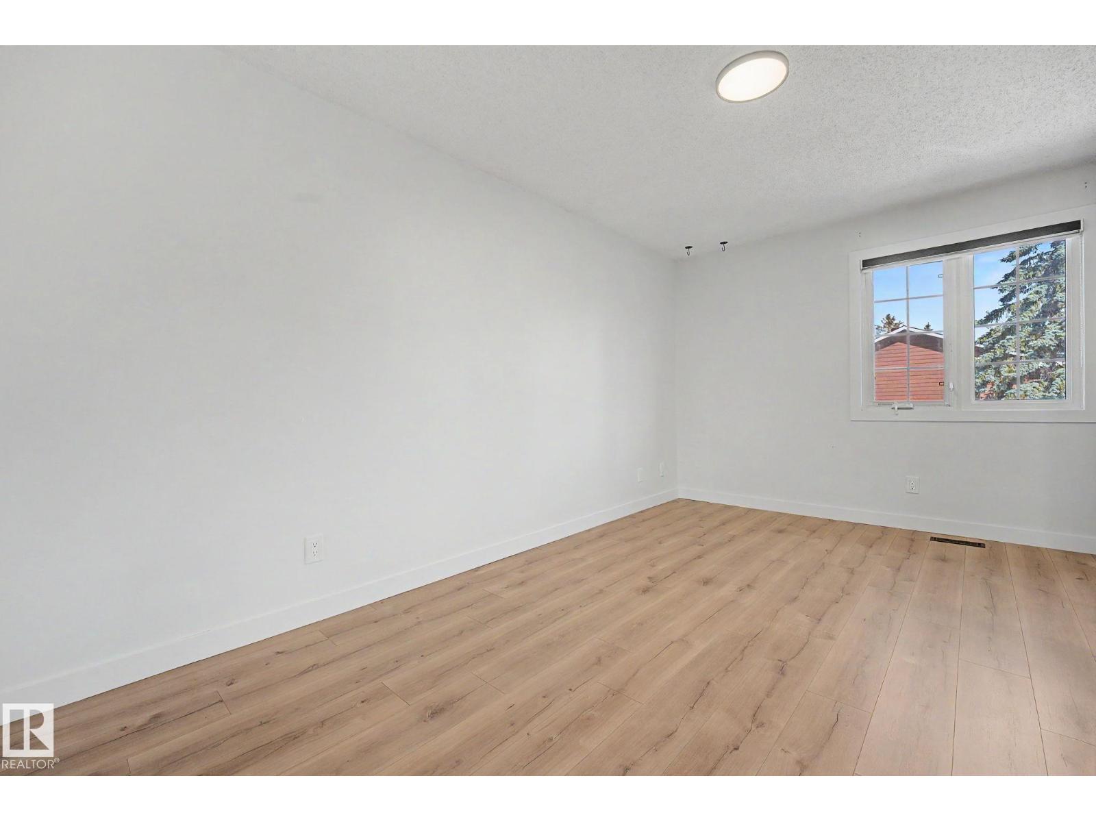 17084 67 AV NW - 21