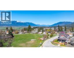 902 Murdoch Street, Creston, BC V0B1G4 Photo 29