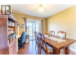 Kitchen - 902 Murdoch Street, Creston, BC V0B1G4 Photo 10