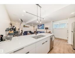 10936 117 St Nw, Edmonton, AB T5H3N6 Photo 39