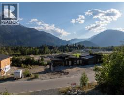 7634 Seven O'clock Drive, Pemberton, BC V0N2L3 Photo 20