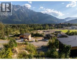 7634 Seven O'clock Drive, Pemberton, BC V0N2L3 Photo 14