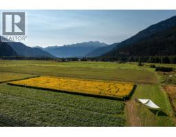 7634 Seven O'clock Drive, Pemberton, BC V0N2L3 Photo 39