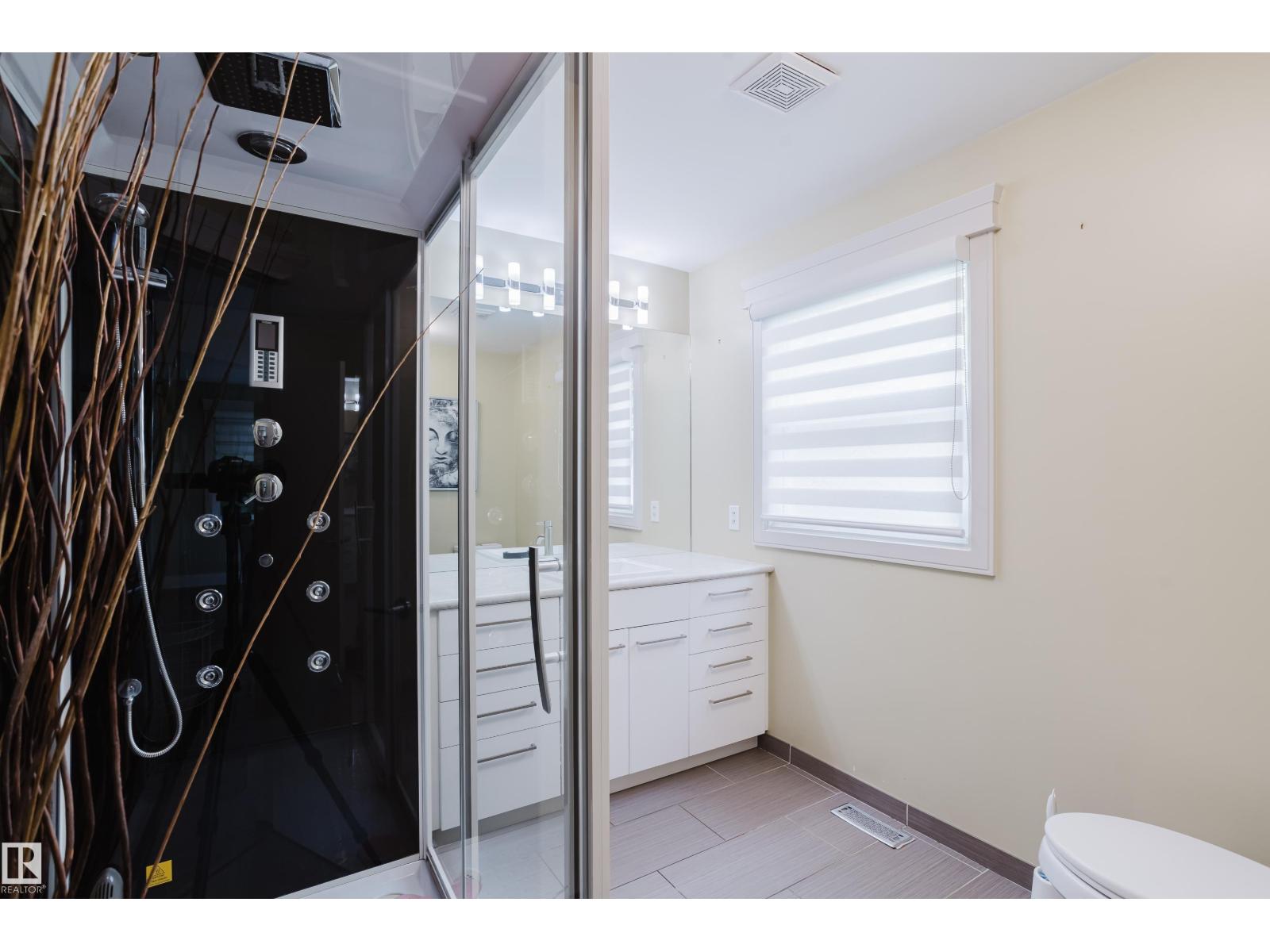 14814 104 AV NW - Image 18
