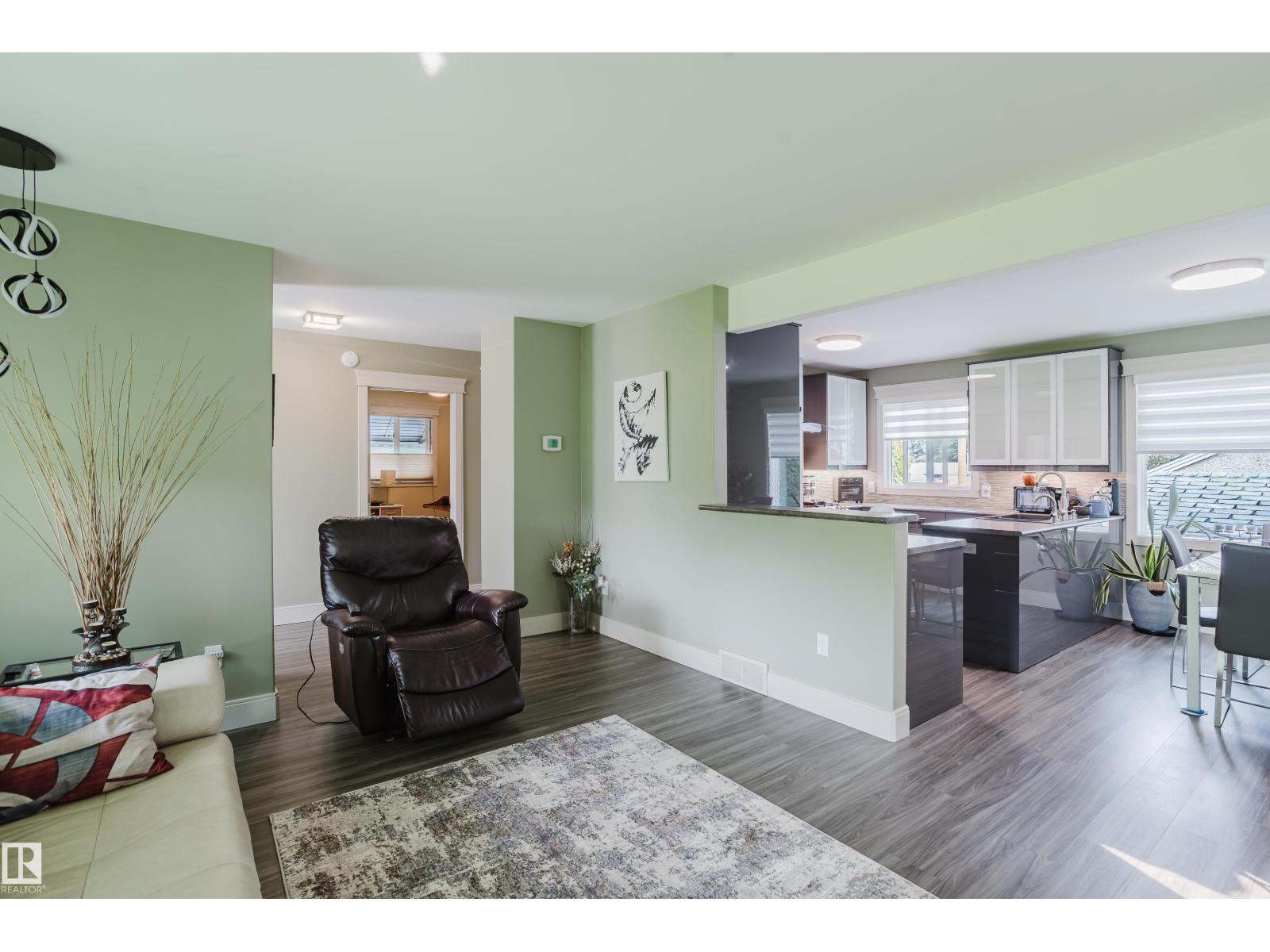 14814 104 AV NW - 5