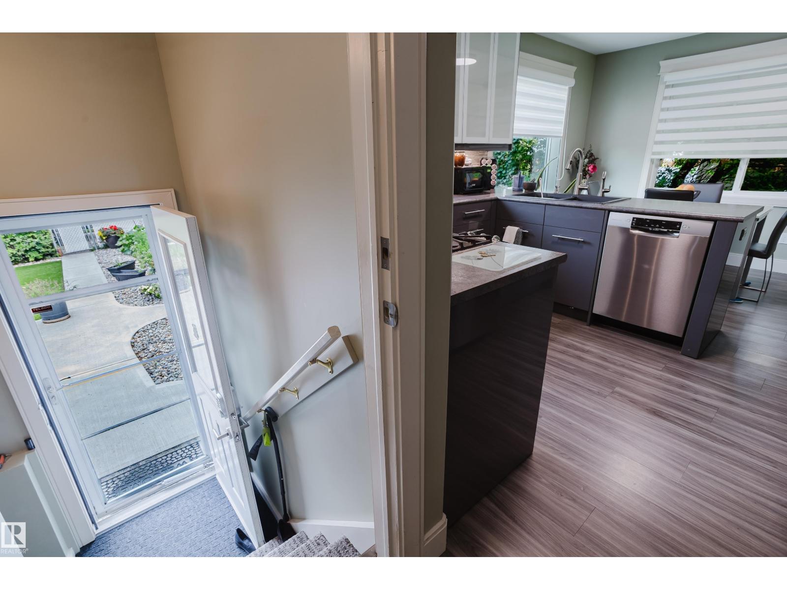 14814 104 AV NW - Image 20