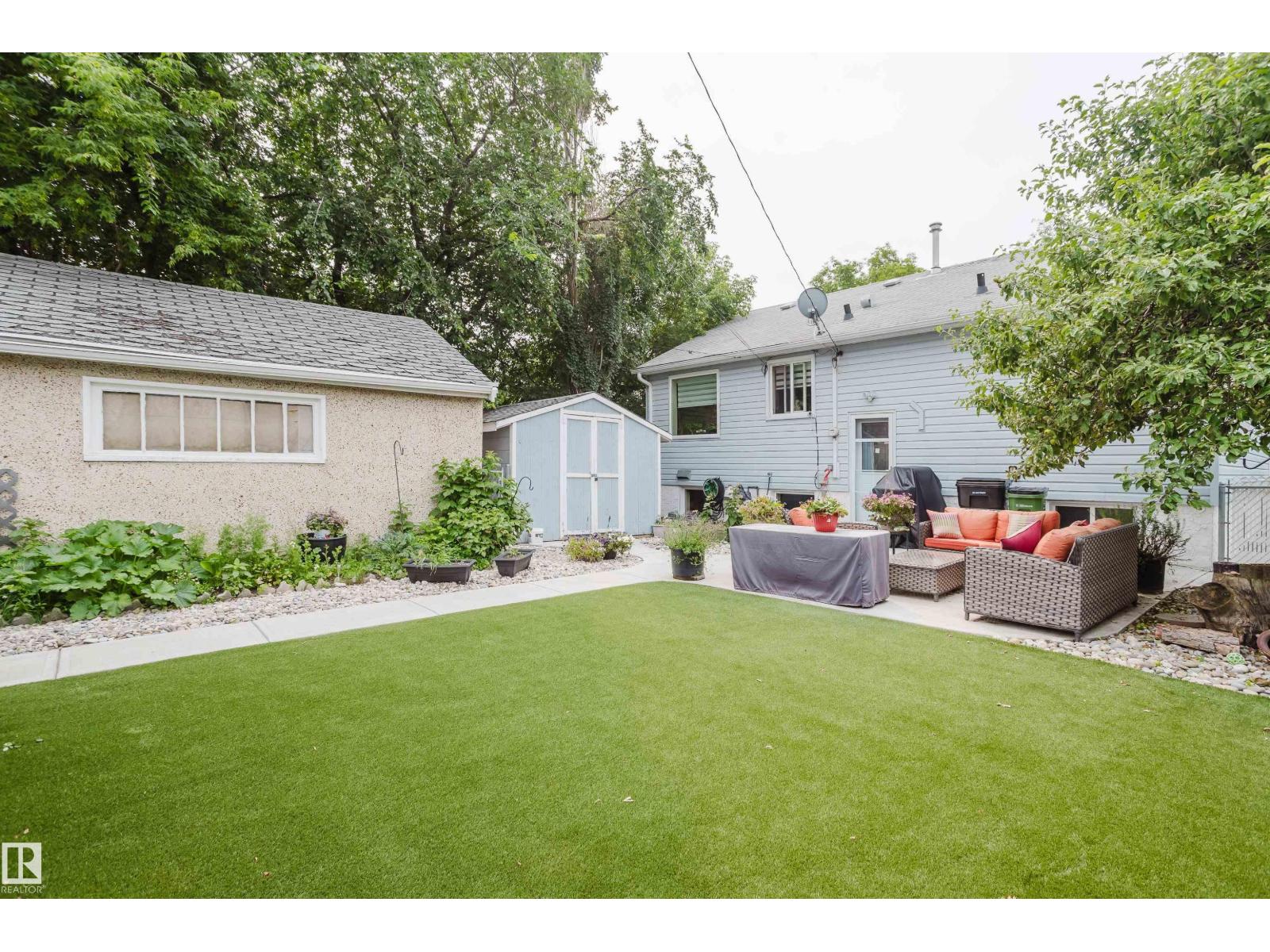 14814 104 AV NW - Image 32