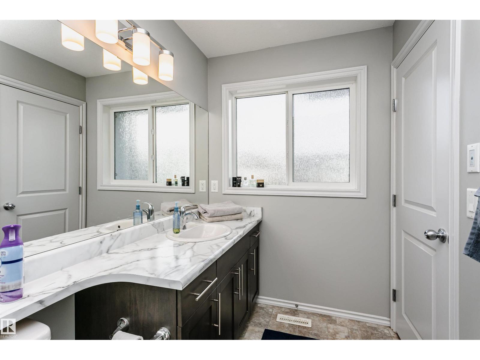 21931 91 AV NW - Image 12