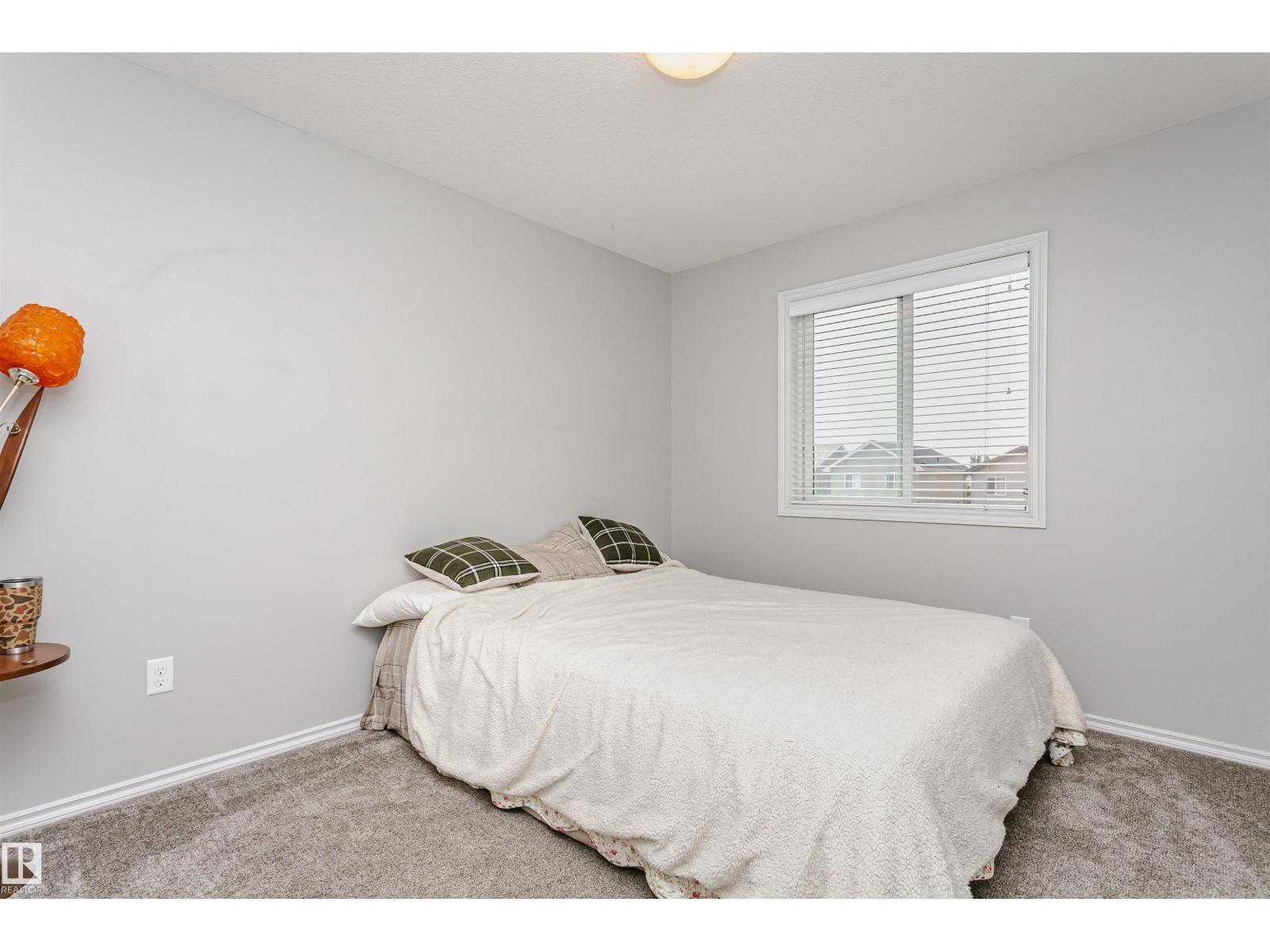 21931 91 AV NW - 15