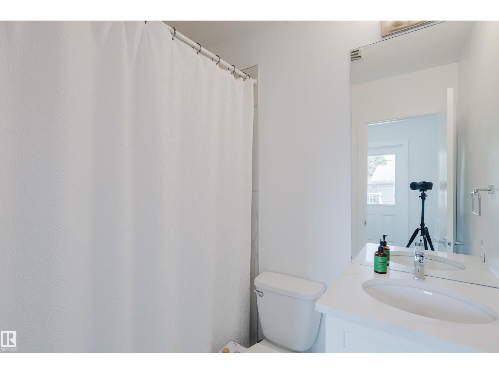 11455 111A AV NW - Image 29