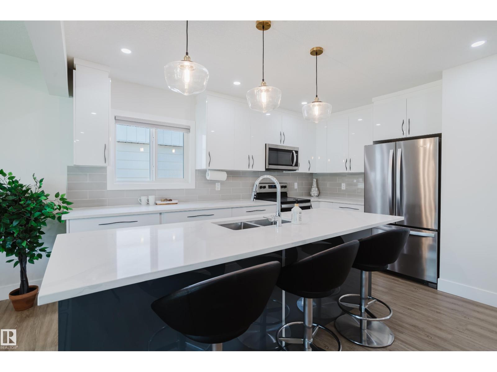 11455 111A AV NW - Image 12