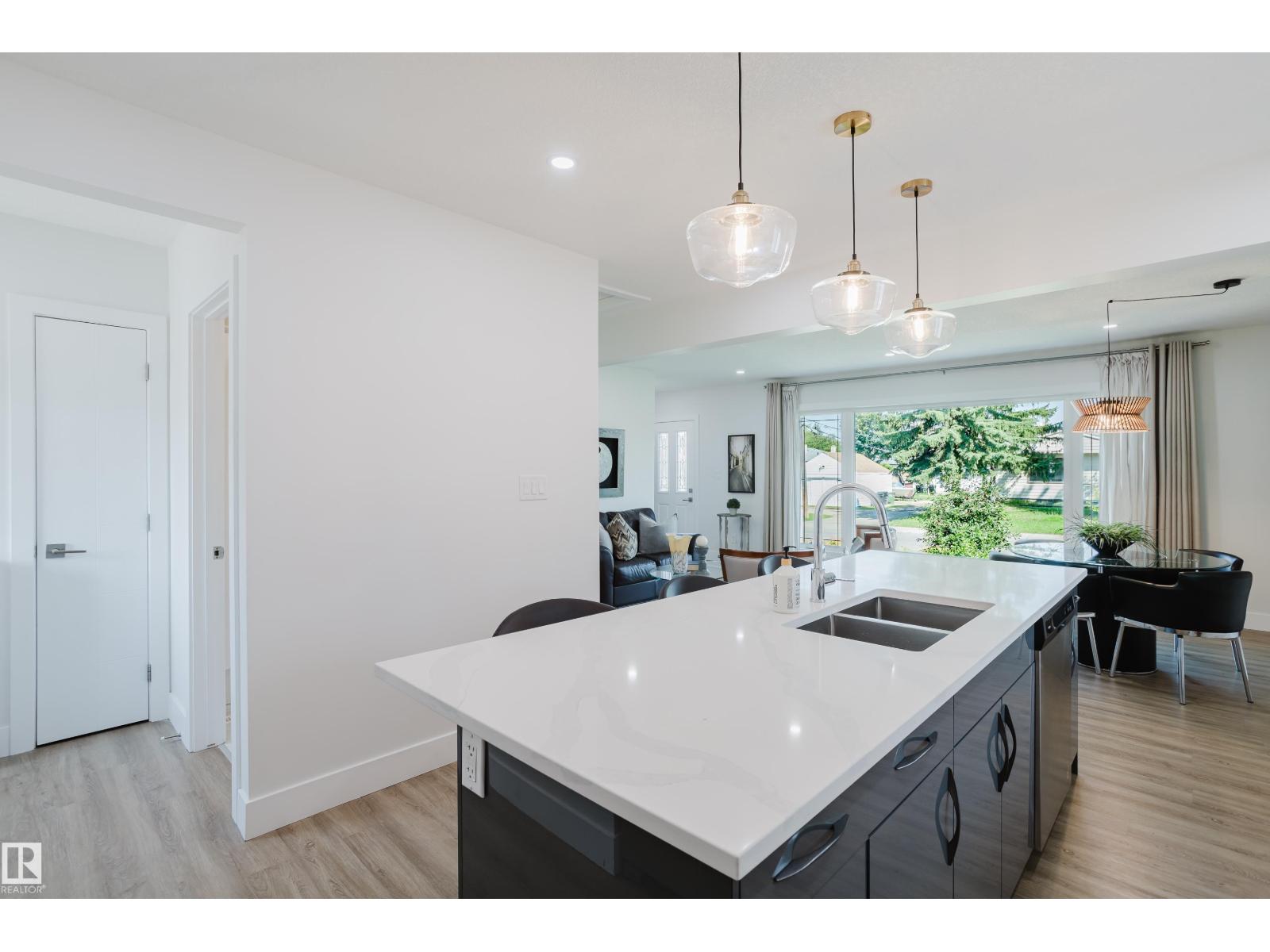 11455 111A AV NW - Image 28