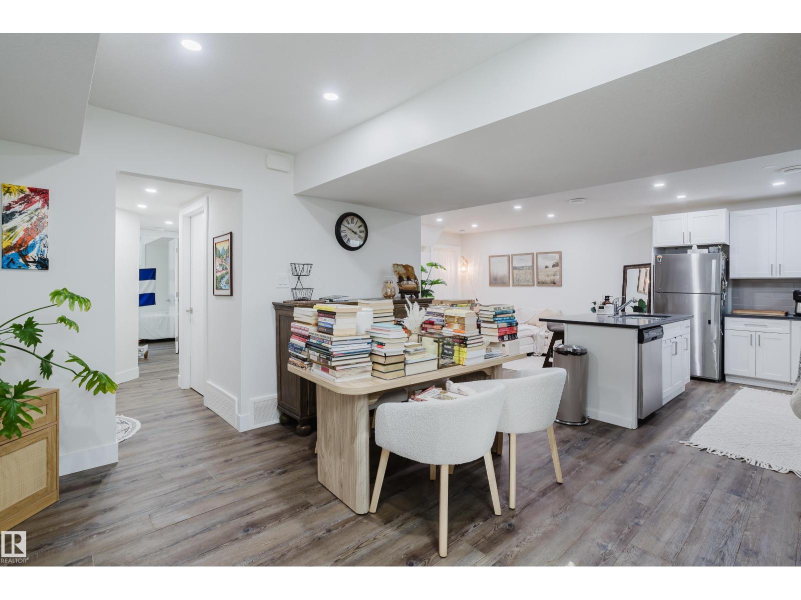 11455 111A AV NW - 42