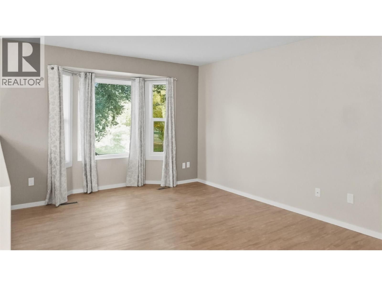 455 Campbell Avenue - 12