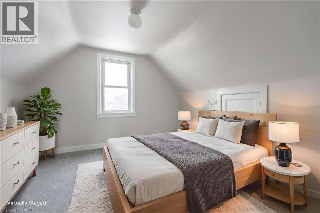 156 ADELINE Avenue - 17