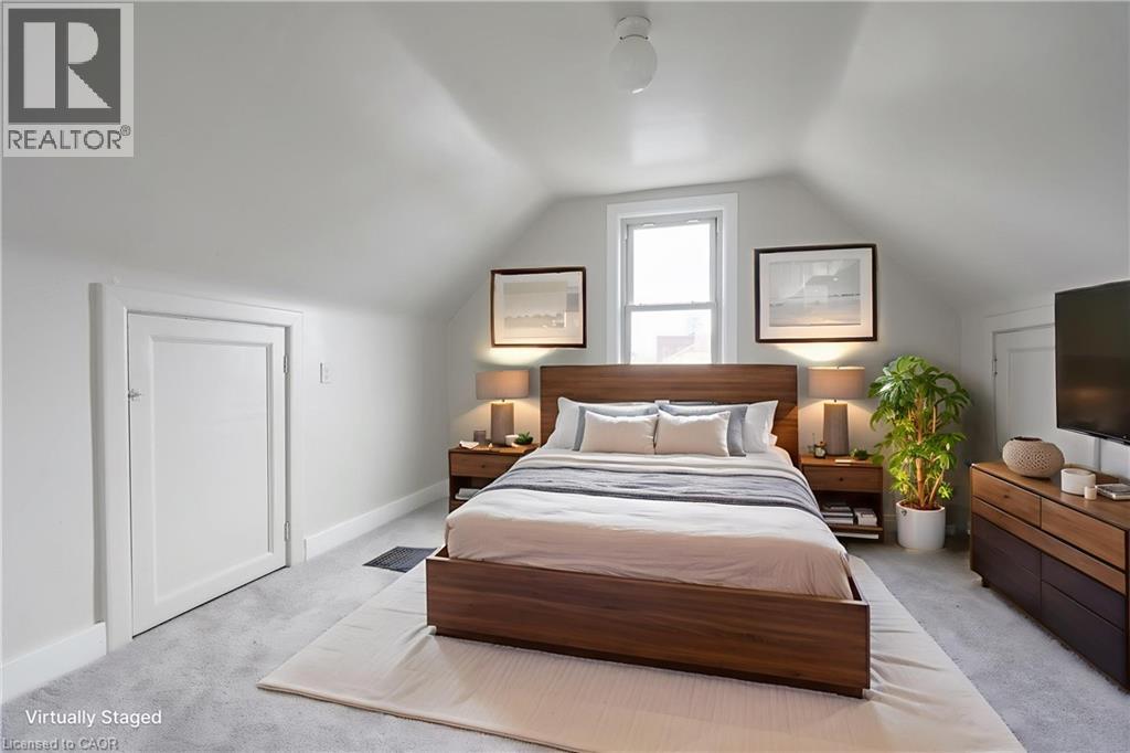156 ADELINE Avenue - 19