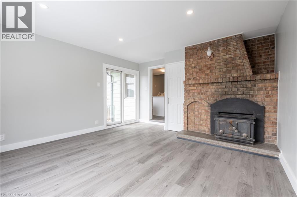 156 ADELINE Avenue - 12