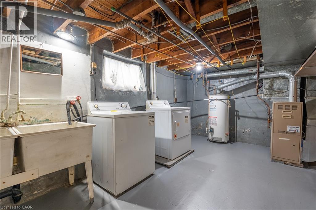 156 ADELINE Avenue - 24