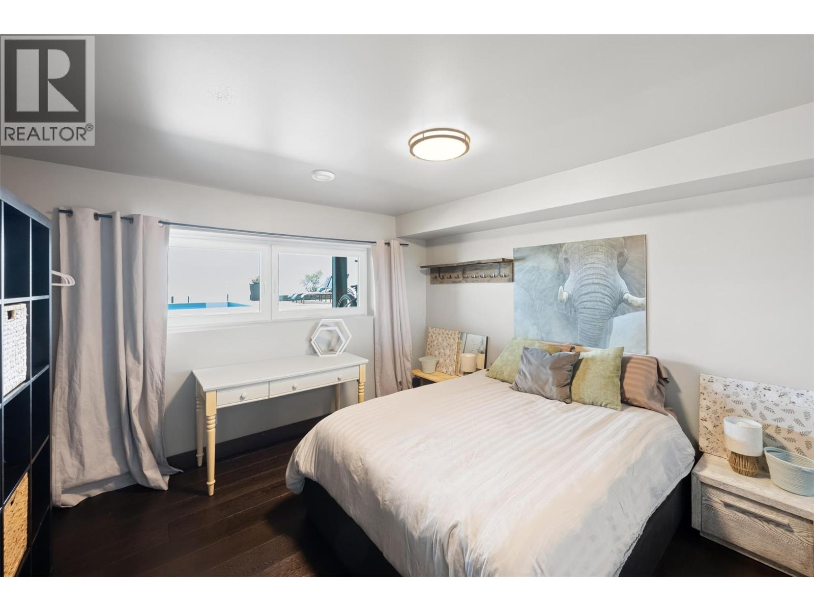 111 Hyslop Drive - 40