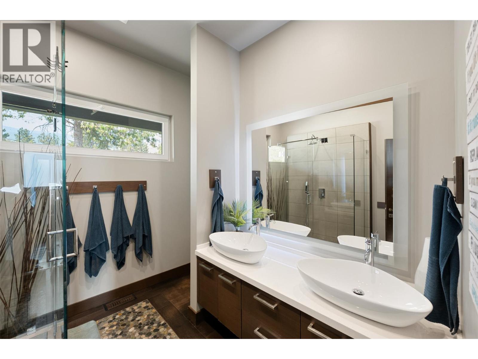 111 Hyslop Drive - 21