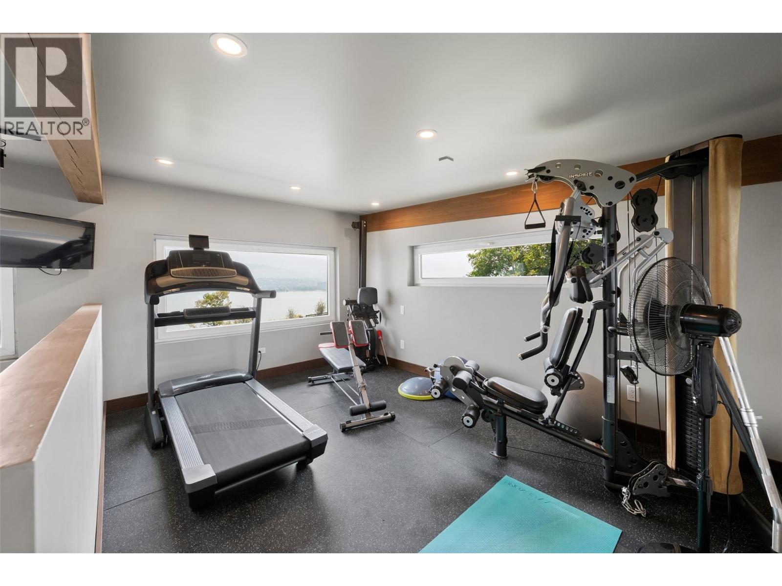 111 Hyslop Drive - 20