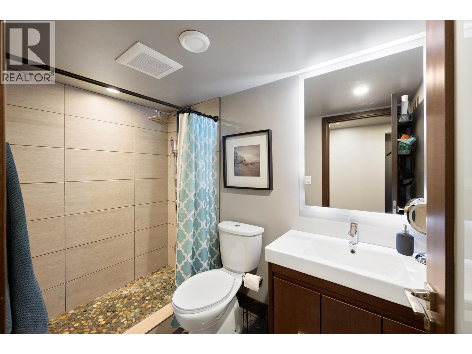 111 Hyslop Drive - 42