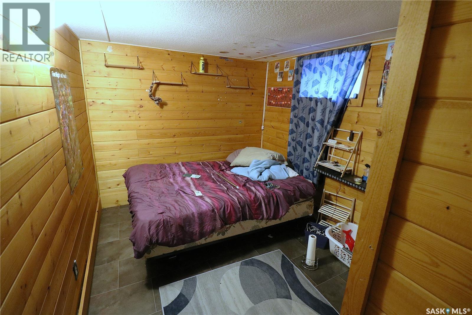 111 Henderson STREET - 26