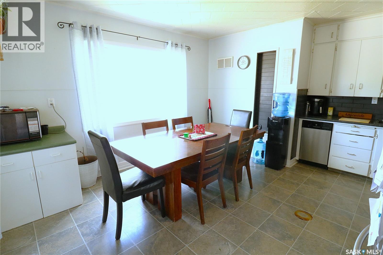 111 Henderson STREET - 3