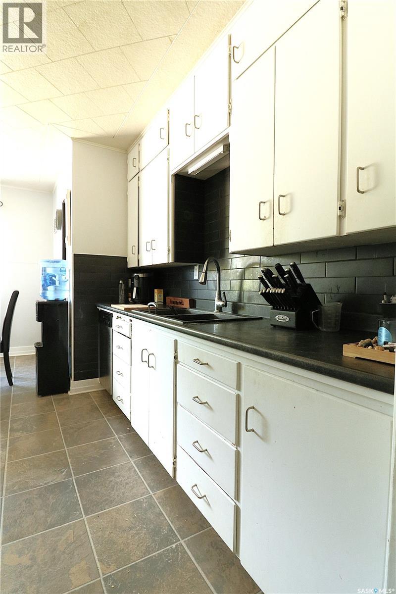111 Henderson STREET - Image 6