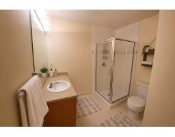 15 2678 King George Boulevard, Surrey, BC V4P1H6 Photo 13