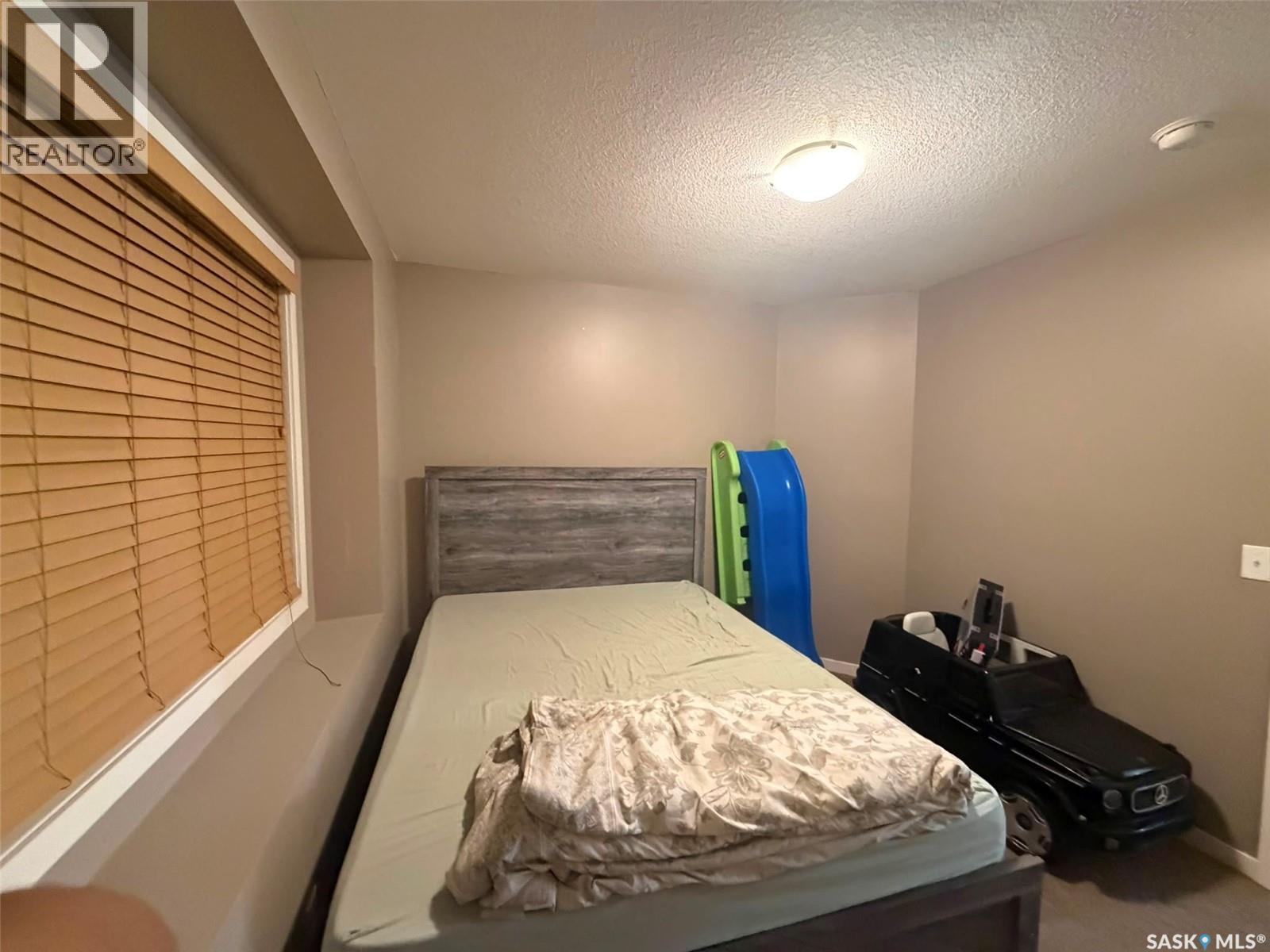 #26 5742 Gordon ROAD - 14