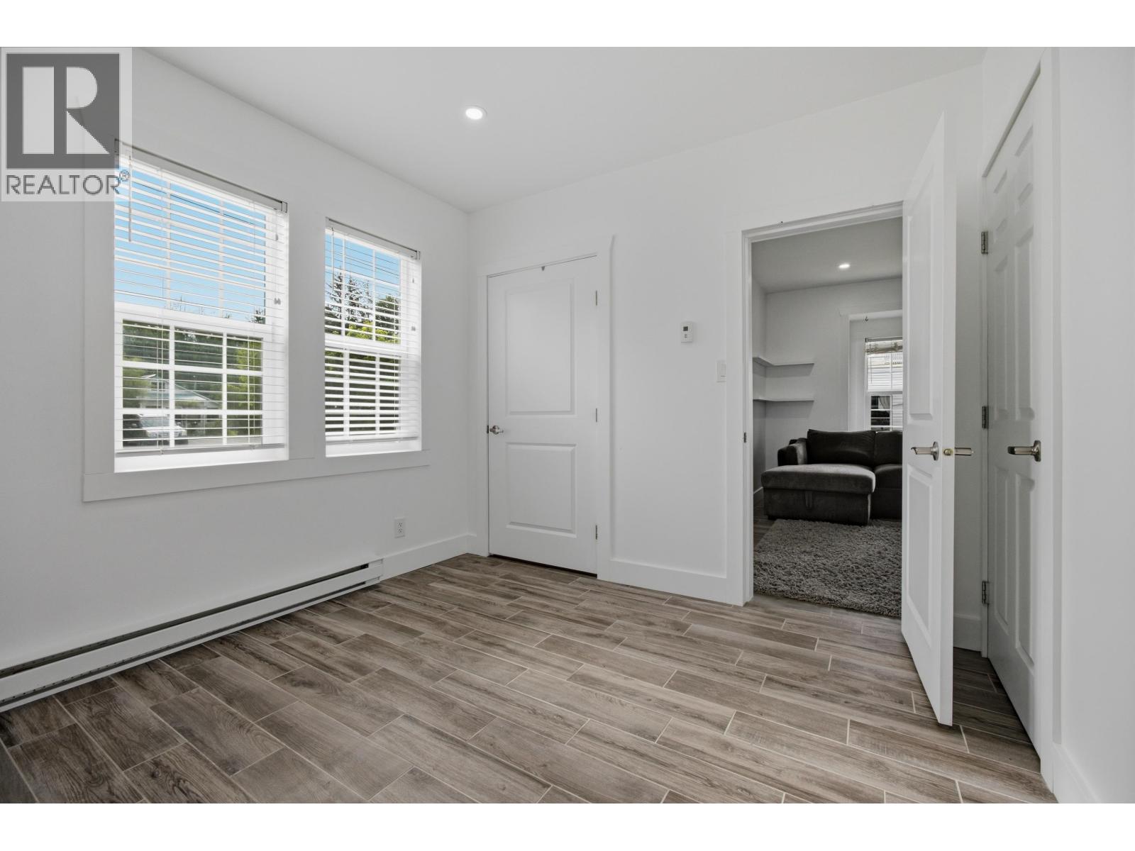 2311 KALUM STREET - 7