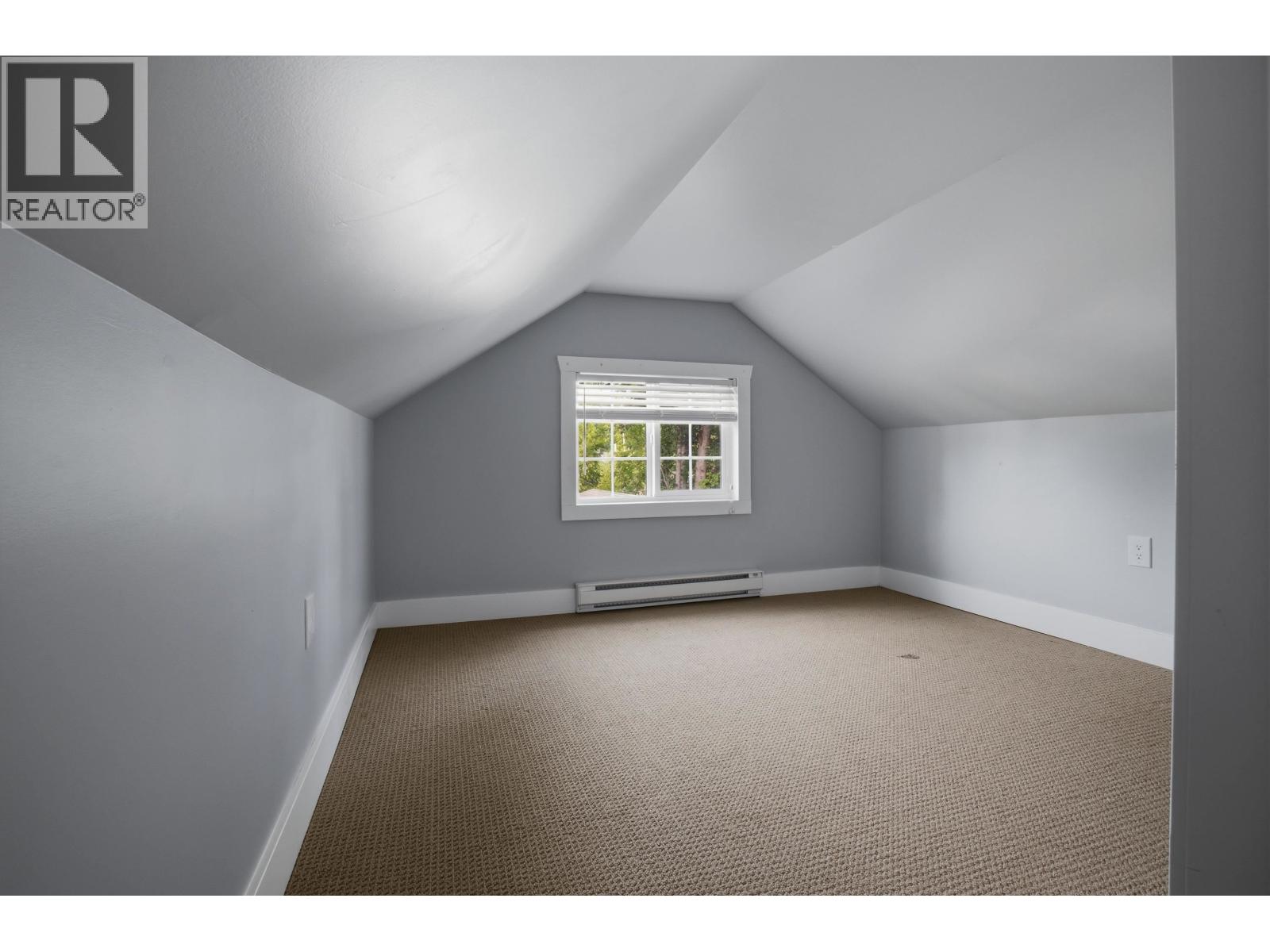 2311 KALUM STREET - 14
