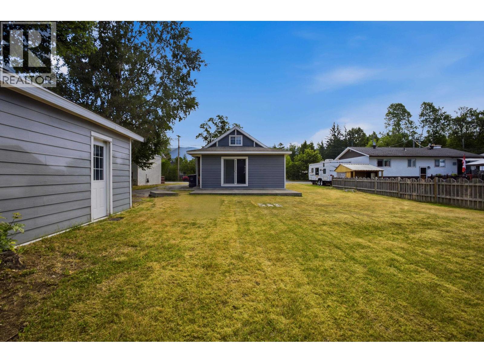 2311 KALUM STREET - 18