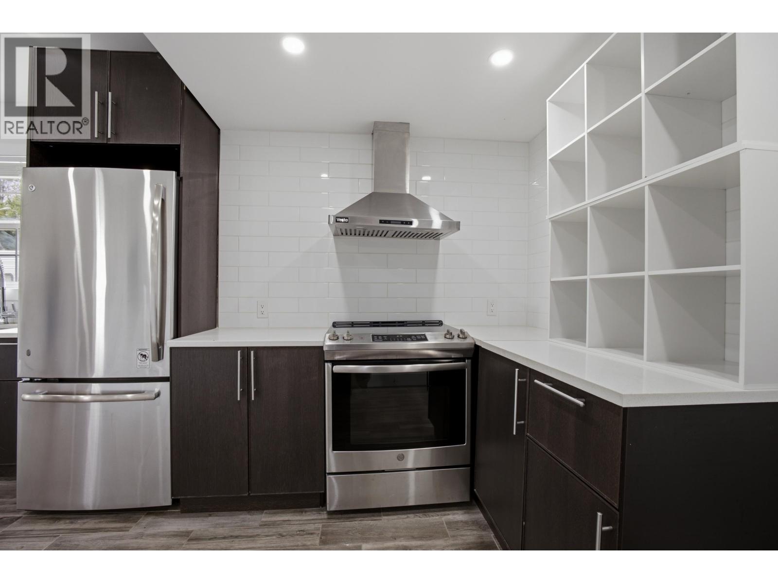 2311 KALUM STREET - 3