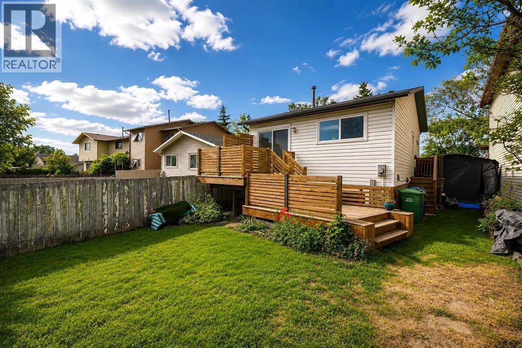 3614 39 Street NE - 28