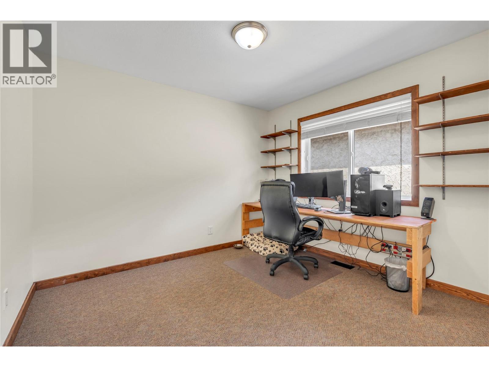 #102 597 Municipal Avenue - 30