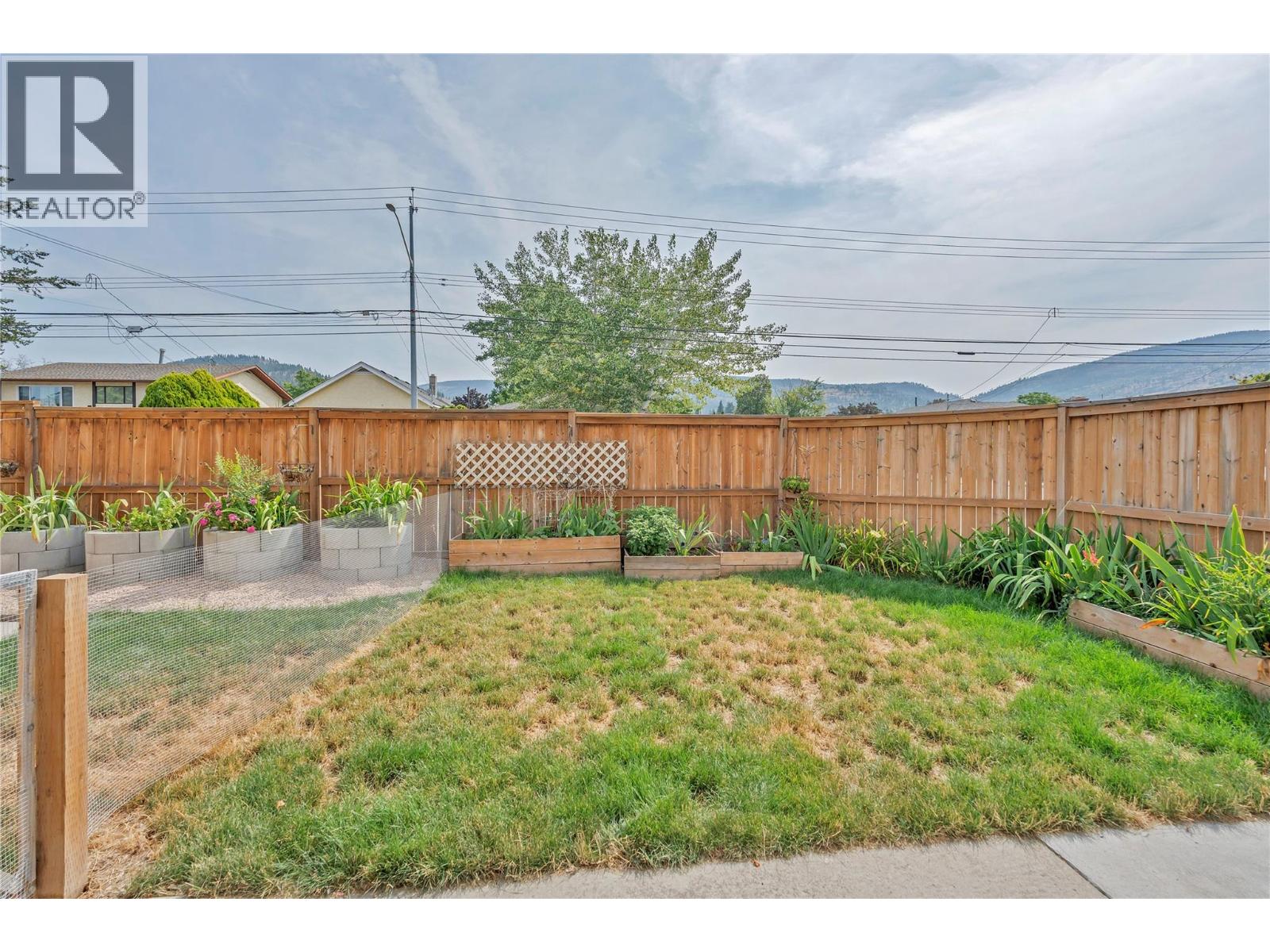 #102 597 Municipal Avenue - 34