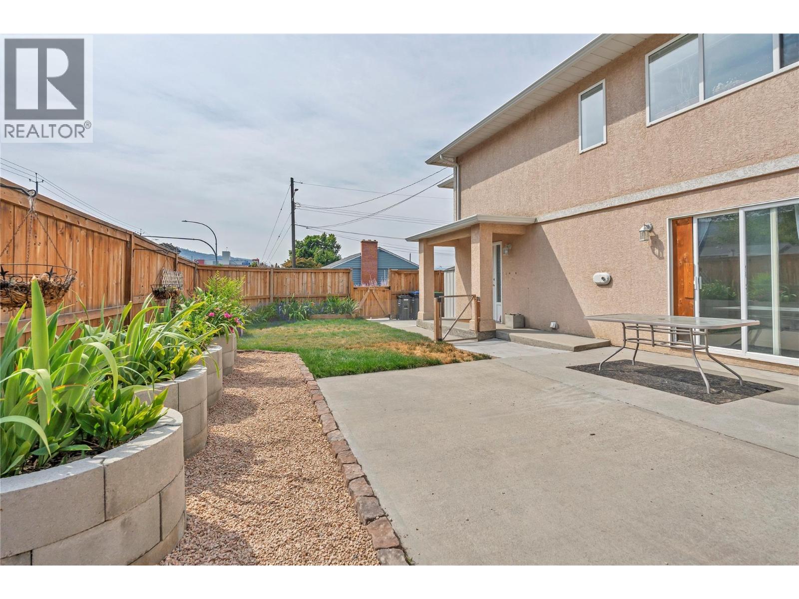 #102 597 Municipal Avenue - 38