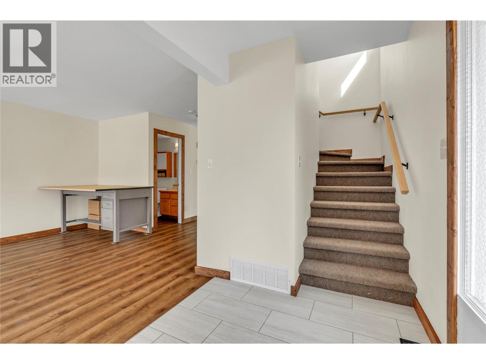 #102 597 Municipal Avenue - 4