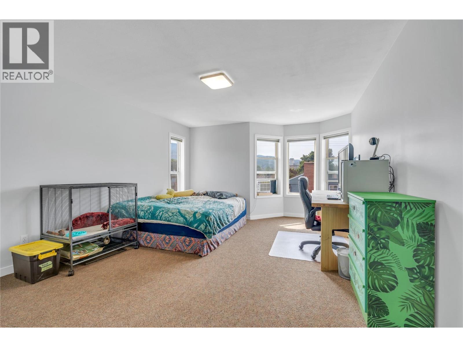 #102 597 Municipal Avenue - 22
