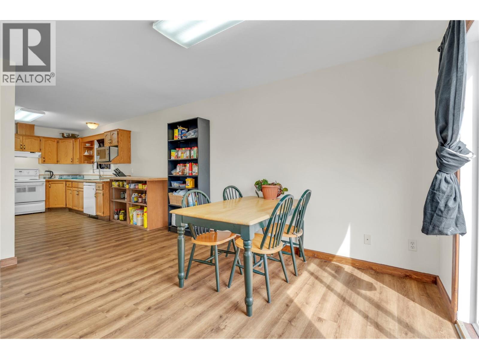 #102 597 Municipal Avenue - 12
