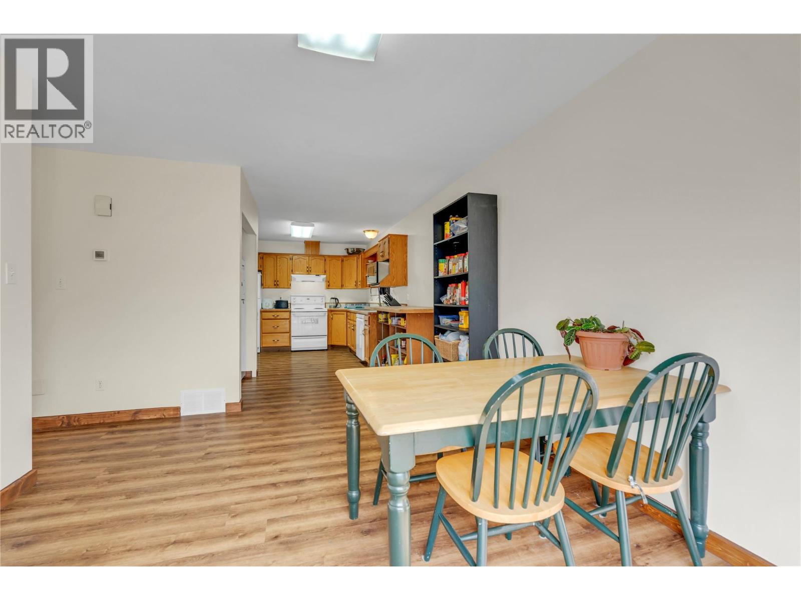 #102 597 Municipal Avenue - 11