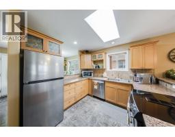Den - 7400 Crema Drive, Trail, BC V1R4X6 Photo 6