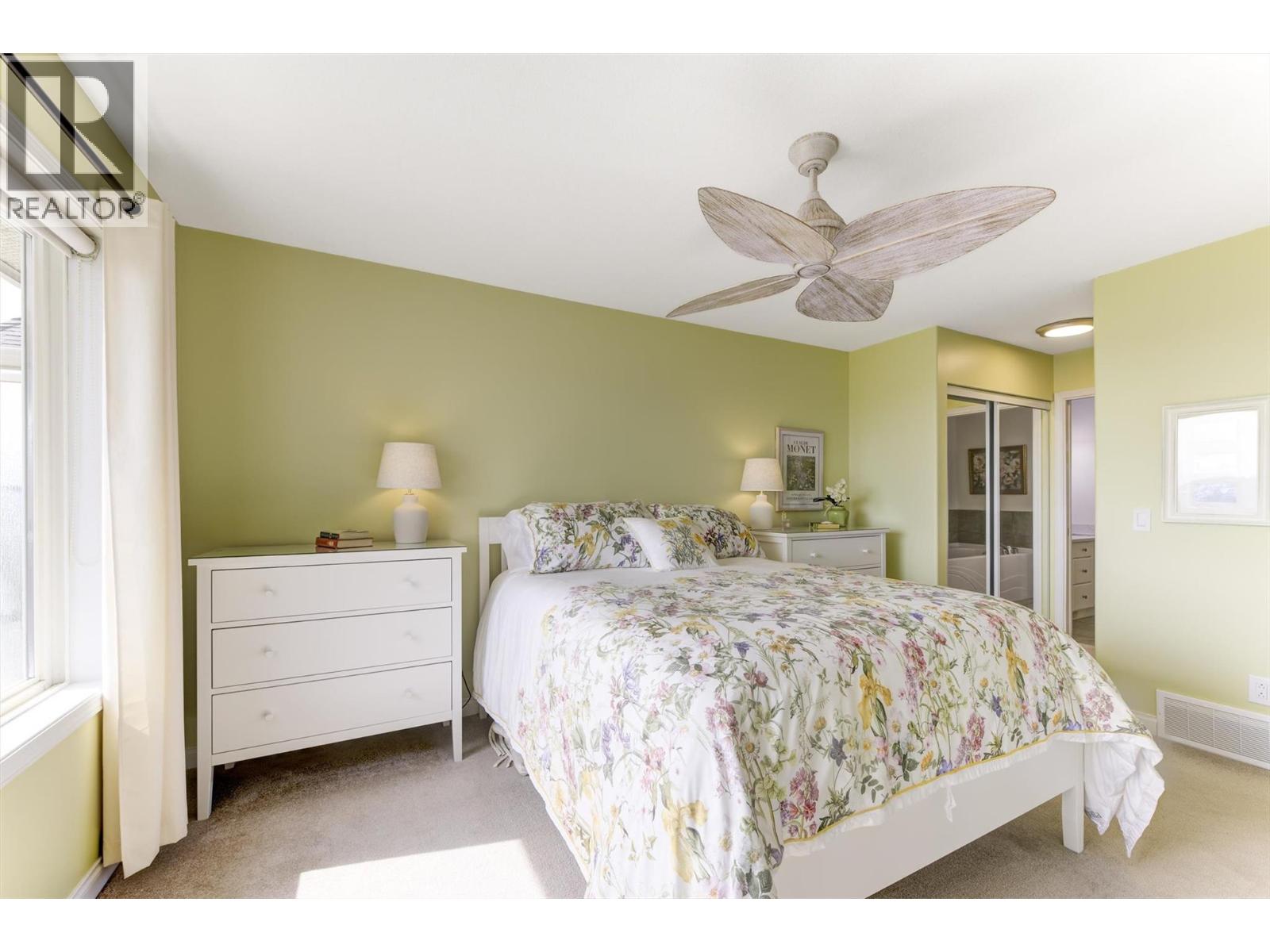 5205 Sandhills Drive - 42