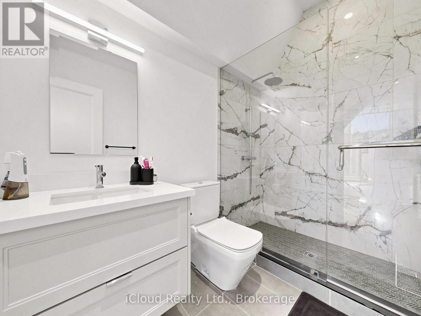 64 RISEBROUGH AVENUE - Image 44