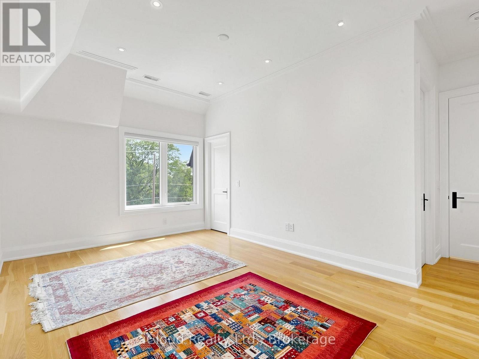 64 RISEBROUGH AVENUE - Image 45