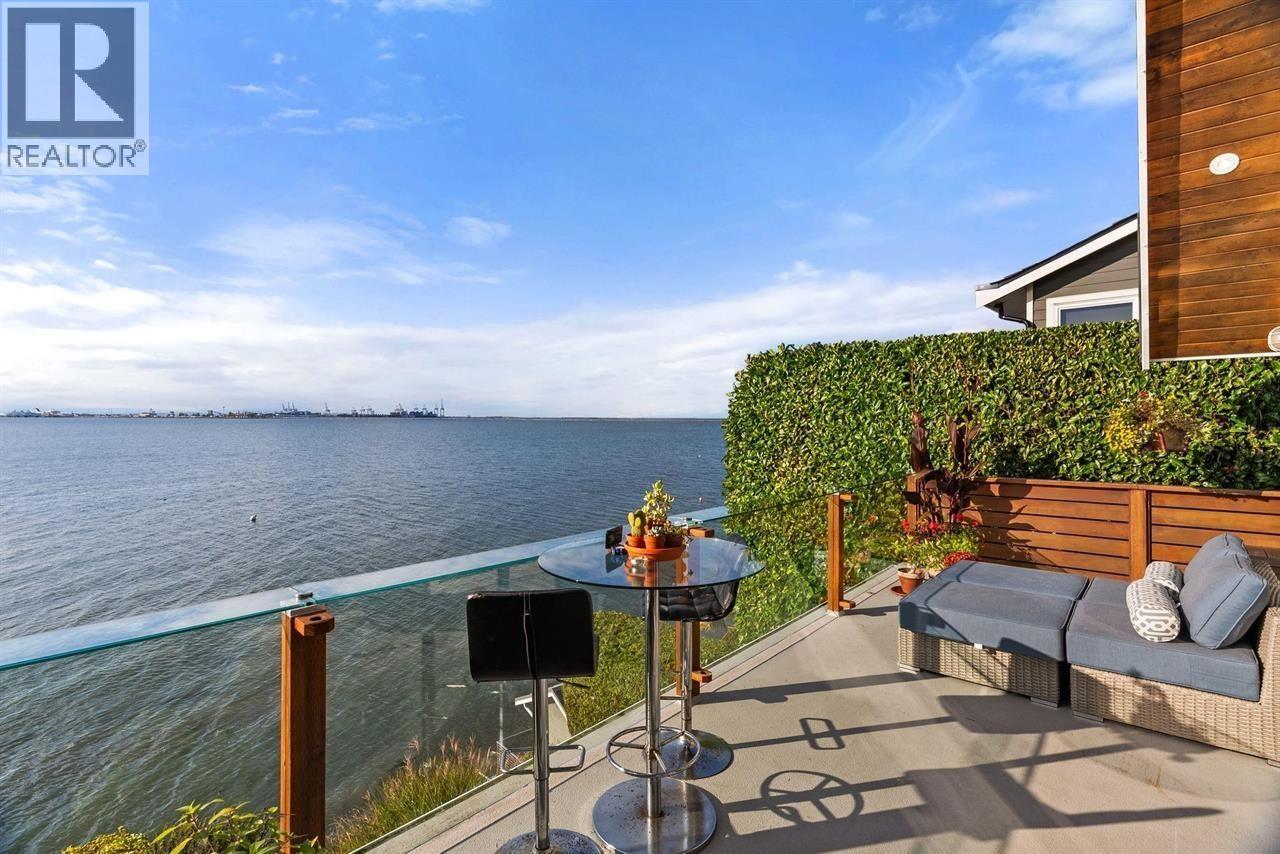 2 Bed, 2 Bath House for Sale in Delta – 188 TSAWWASSEN BEACH ROAD, Delta – MLS# R3149725 - Image 8