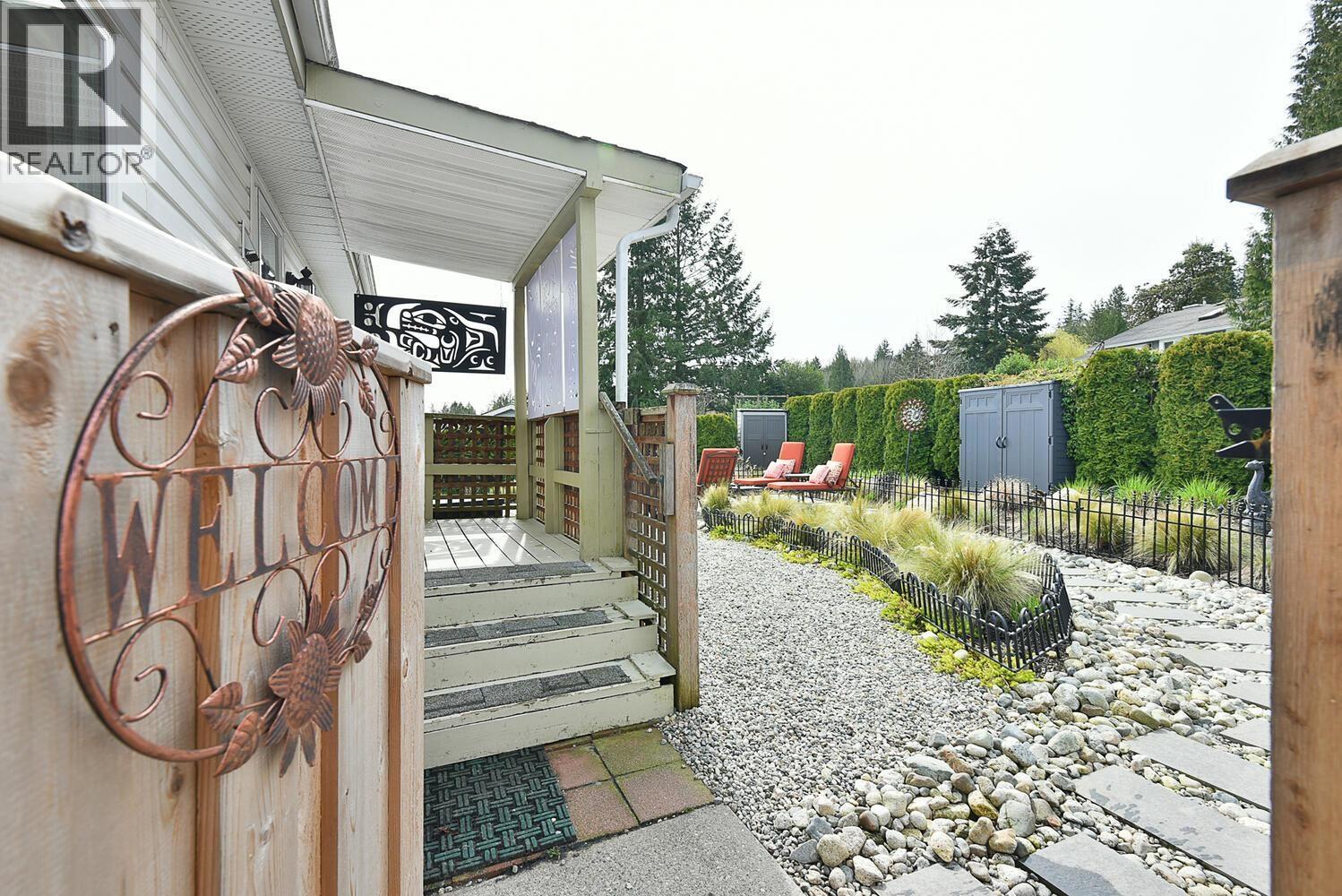 5987 HARBOUR WAY, Sechelt