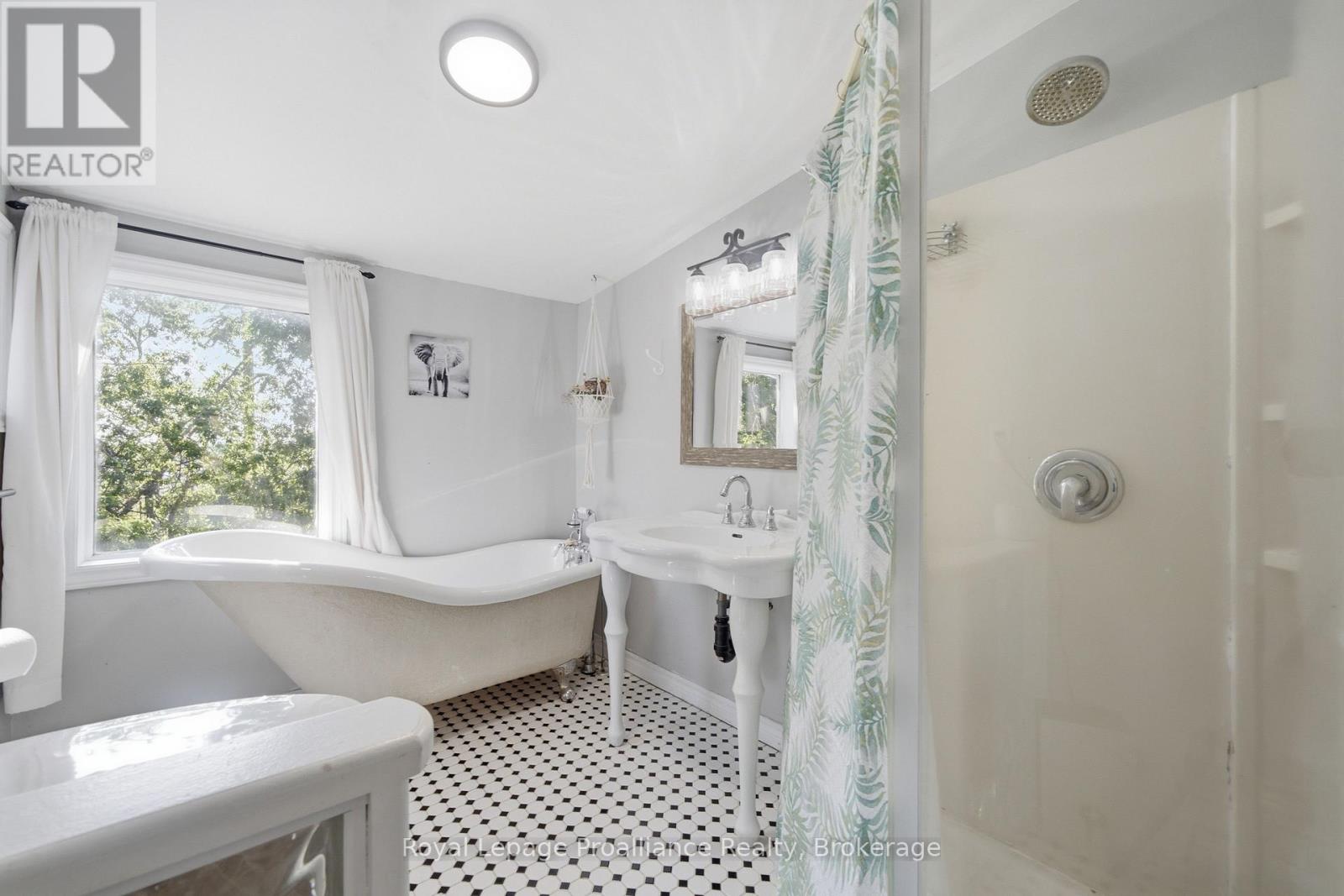 1 HIGHLAND AVENUE - Image 29